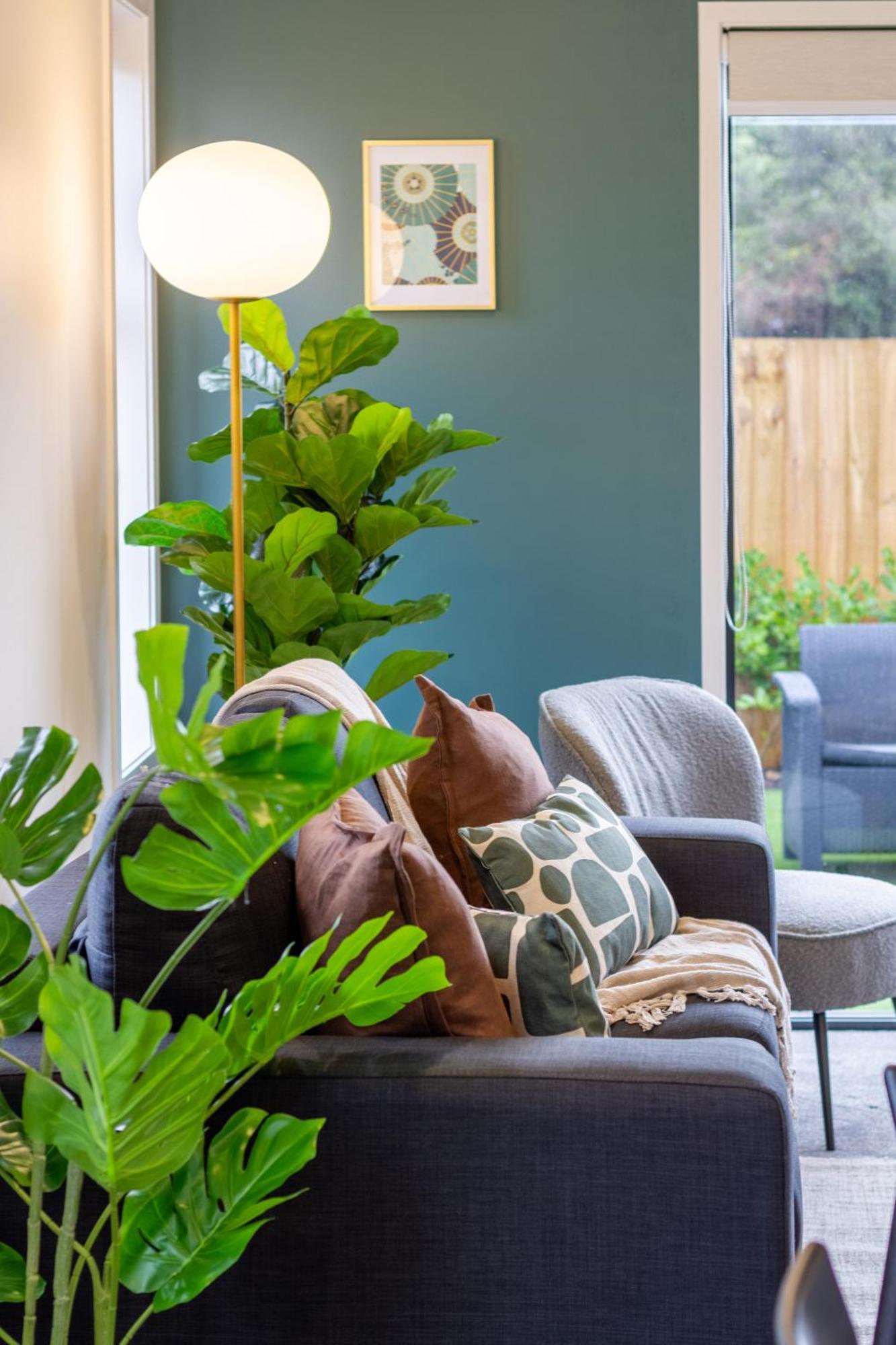 Serene Living 2 Bed With Carpark Christchurch Bagian luar foto