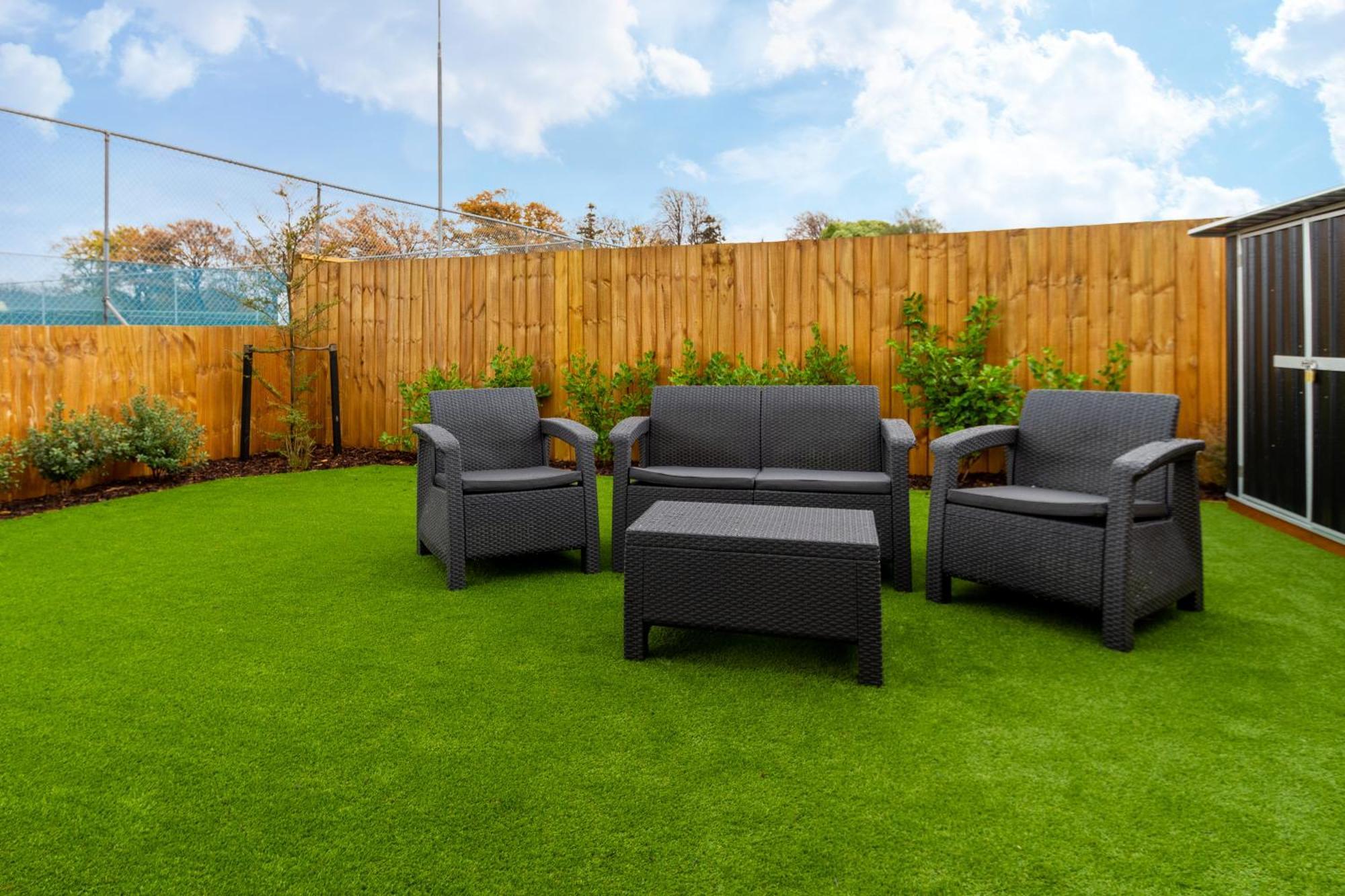 Serene Living 2 Bed With Carpark Christchurch Bagian luar foto